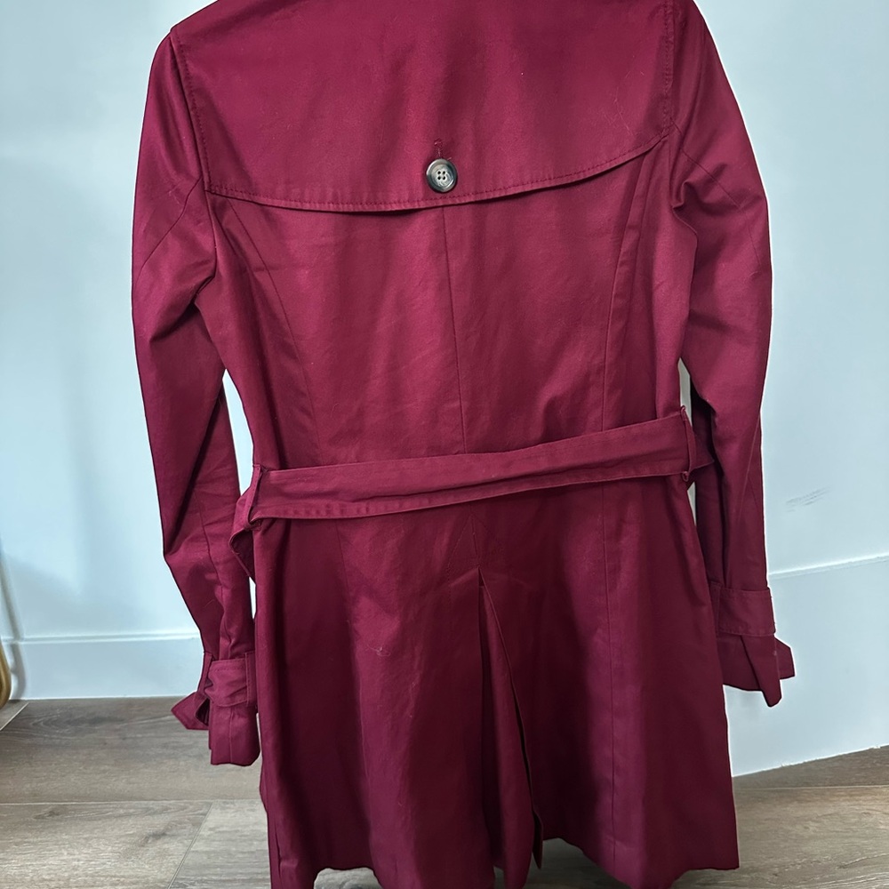 Banana Republic Burgundy Trench Coat | Classic Double-Breasted | Size XS PETITE - Picture 4 of 5